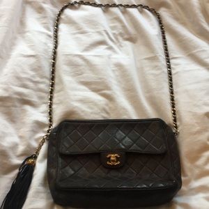 CHANEL Vintage Lambskin Tassel Flap Bag - Black